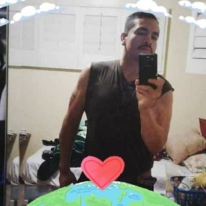 Meet your Posher, Aaron alejandro